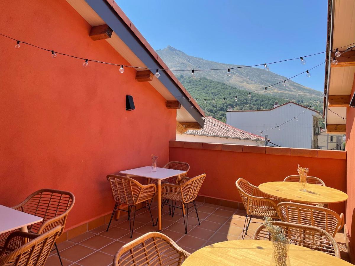 Hotel Camino De Las Estrellas Serranillos Экстерьер фото