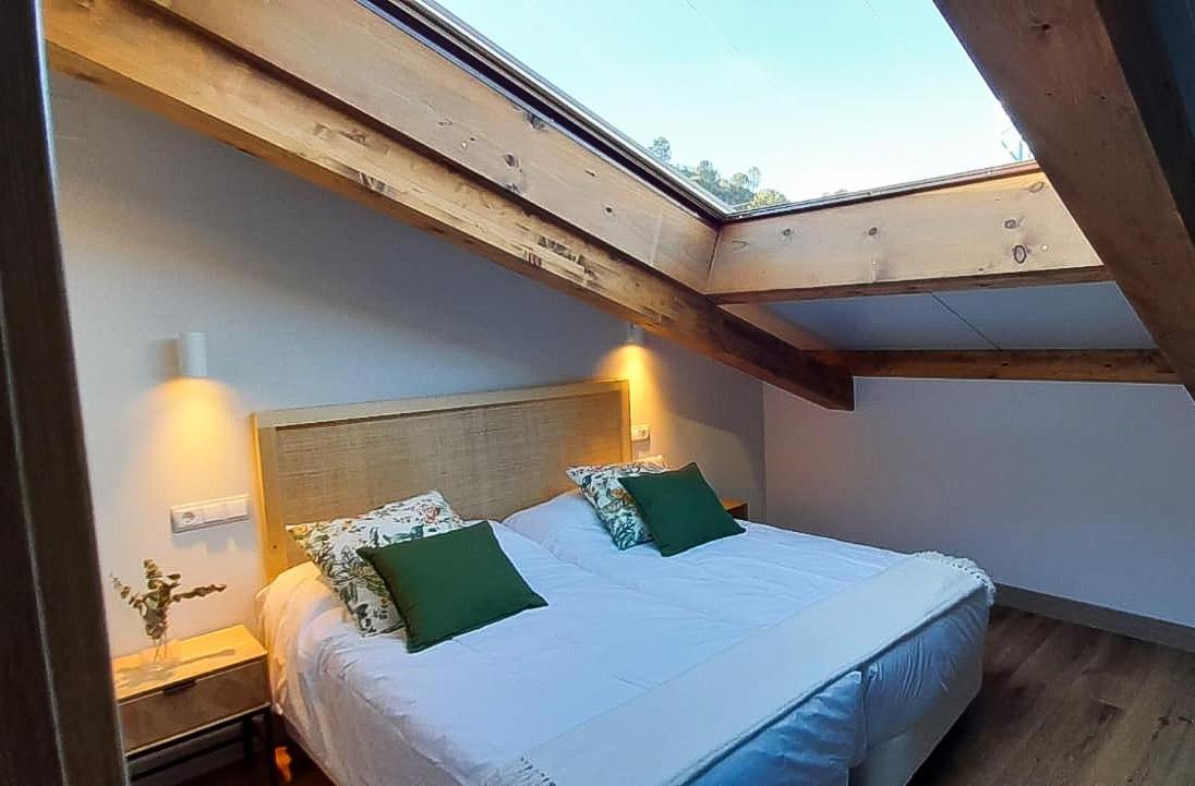 Hotel Camino De Las Estrellas Serranillos Экстерьер фото